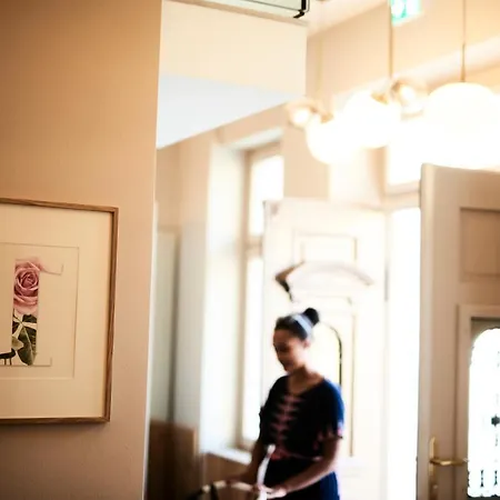 Отель Geniesserhotel Rosa Бад Гляйхенберг